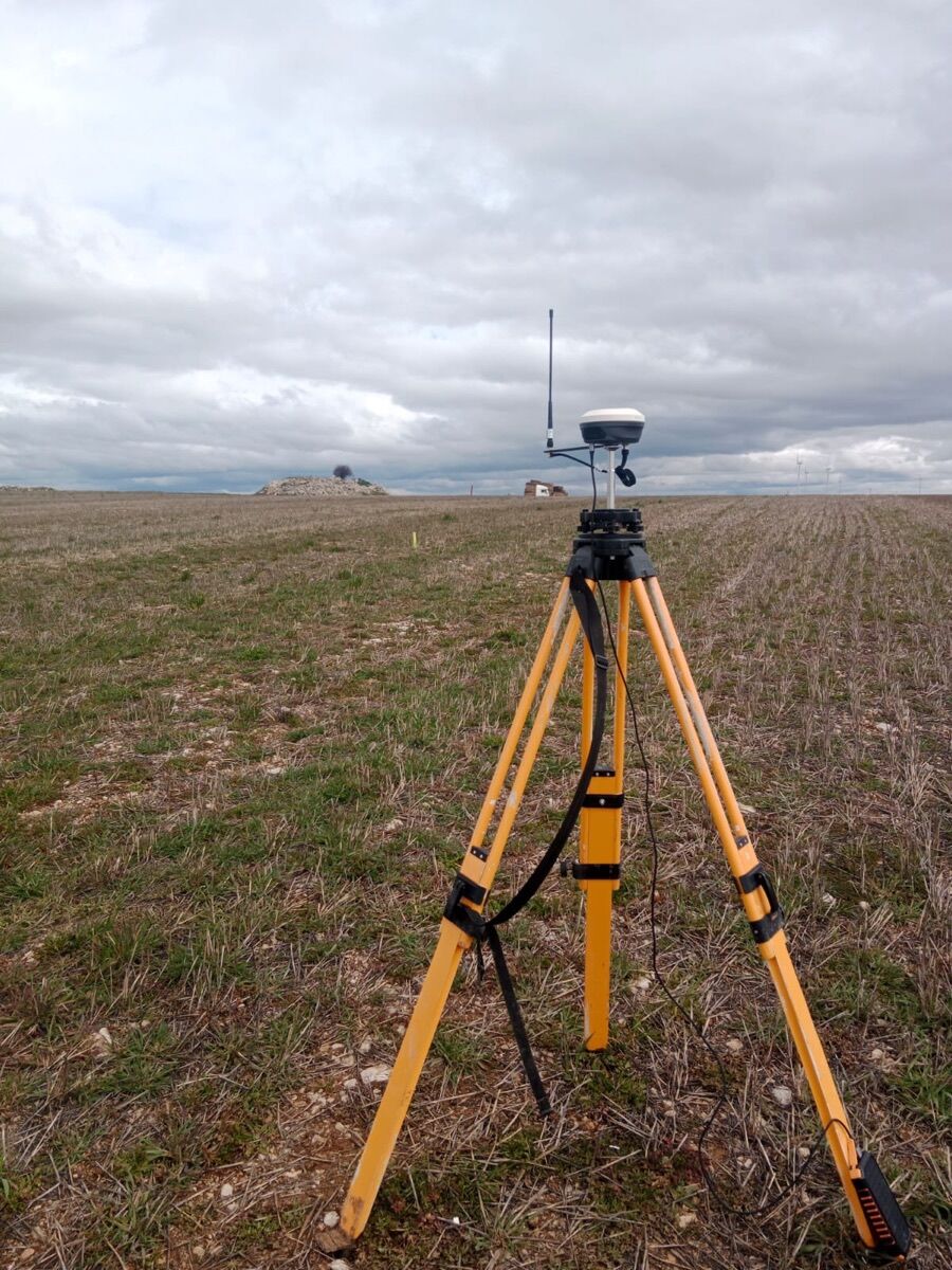 Trabajo de campo con GNSS en Burgos
